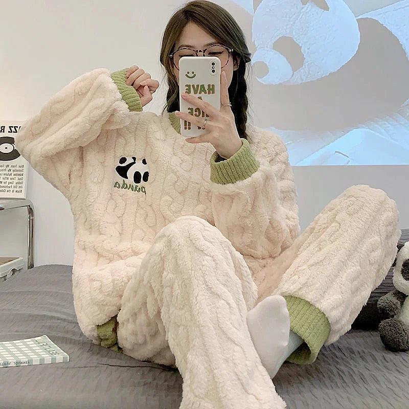 Women's pajamas set